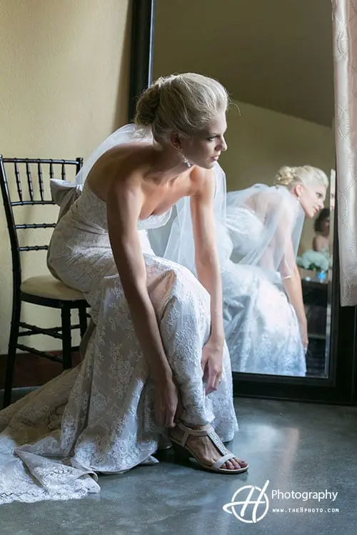 bride-getting-ready