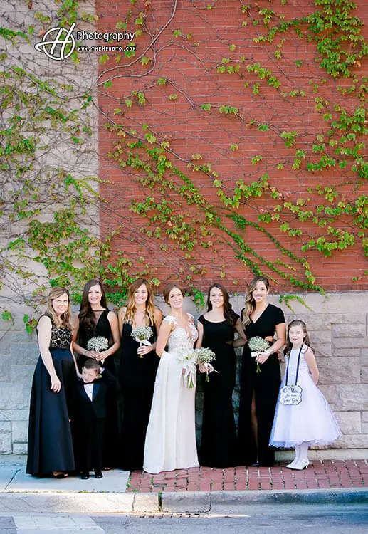 bridemaids posing by a new leaf venue