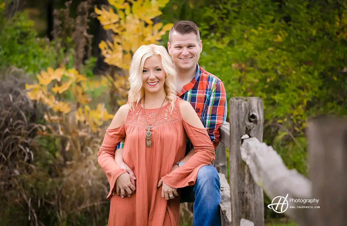 portraits-engaged-couple