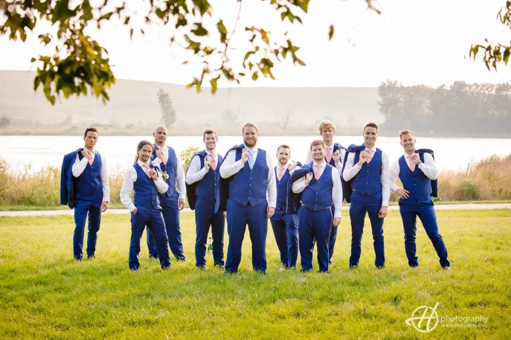Group photo with the groomsmen. groom-groomsmen