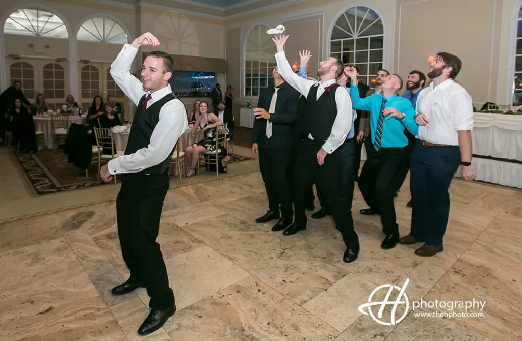 garter toss