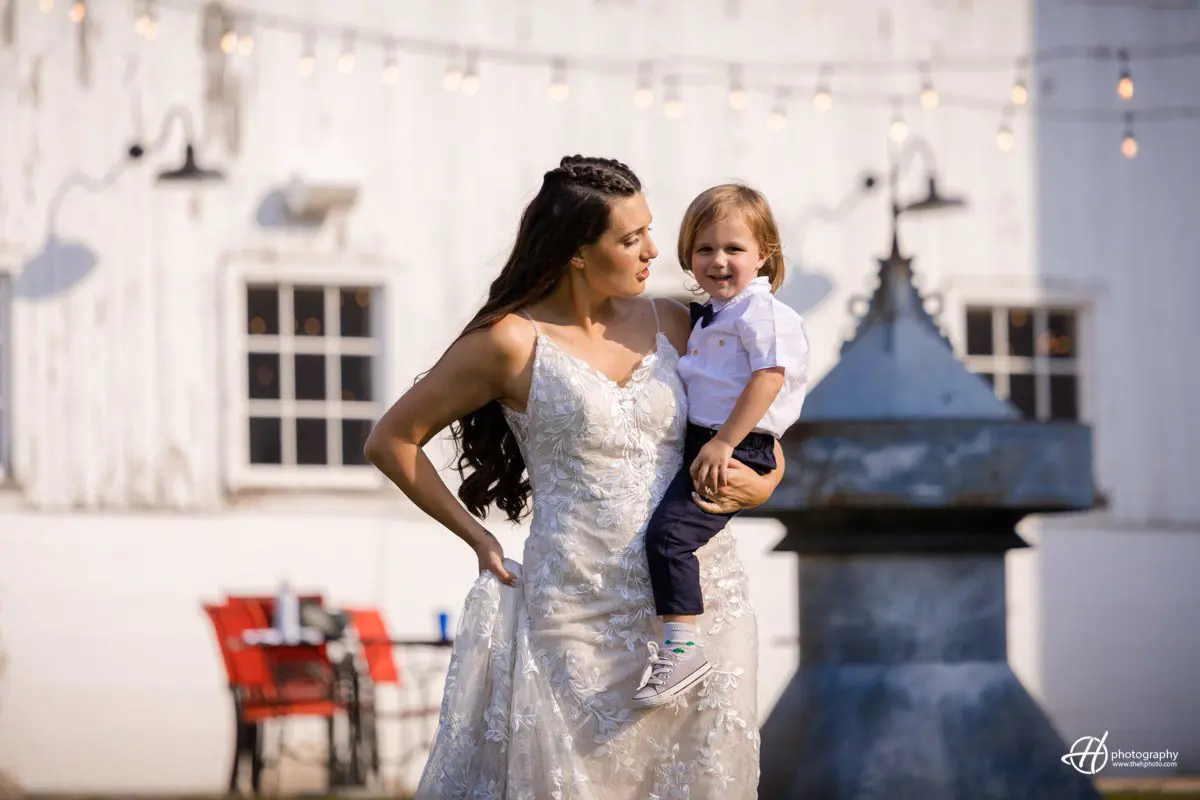 bride-with-older=son