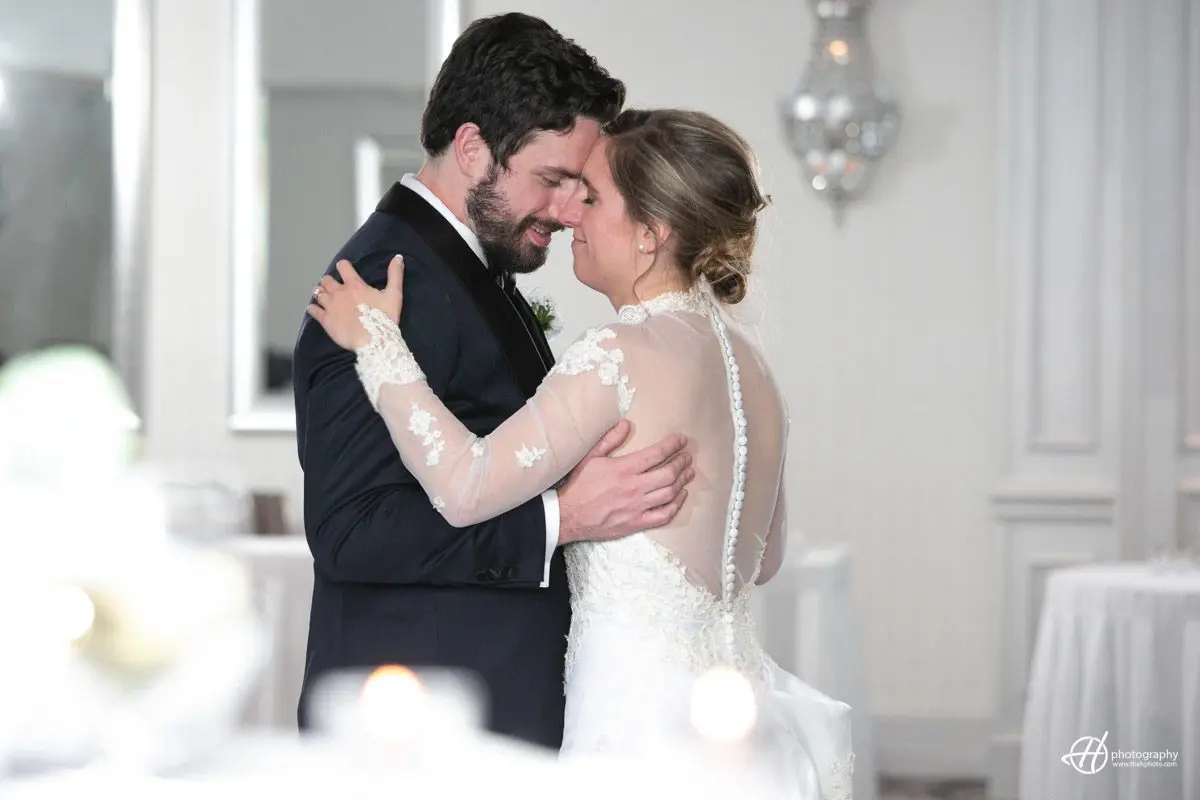First dance - Hilton Chicago/Northbrook. bride and groom dance