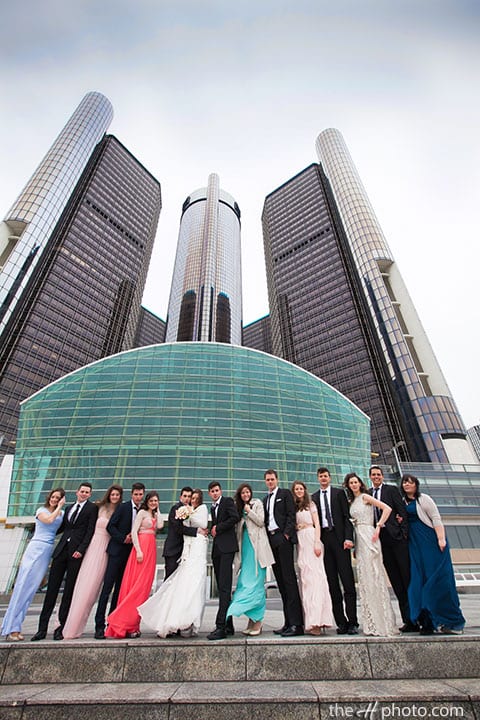 wedding photos with bridal party in fron of GM buildings