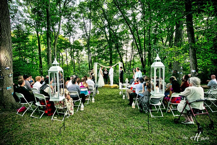 Outdoor wedding photos