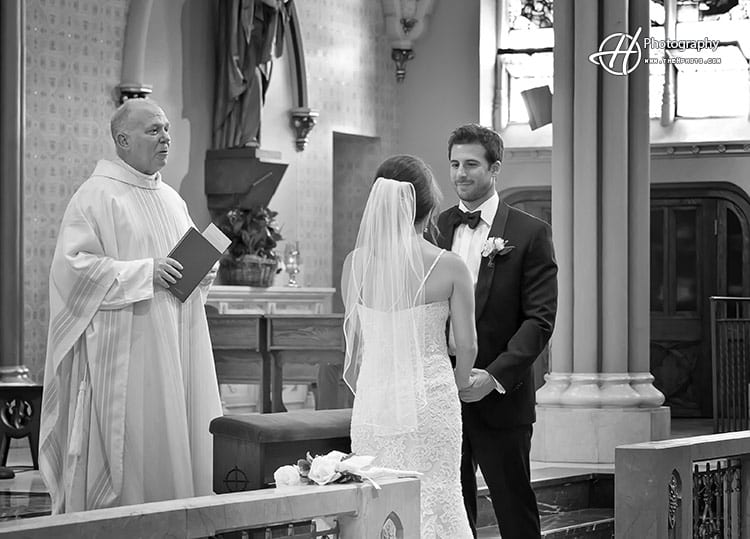 wedding ceremony Chicago catholic church 