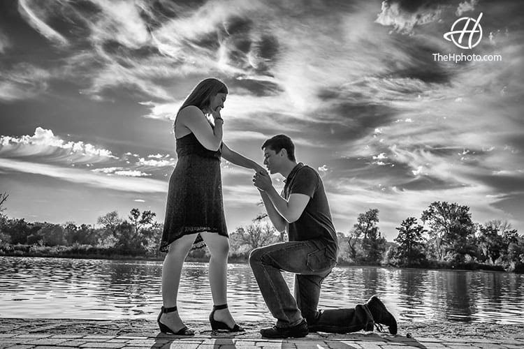 engagement-photo-session-suburbs