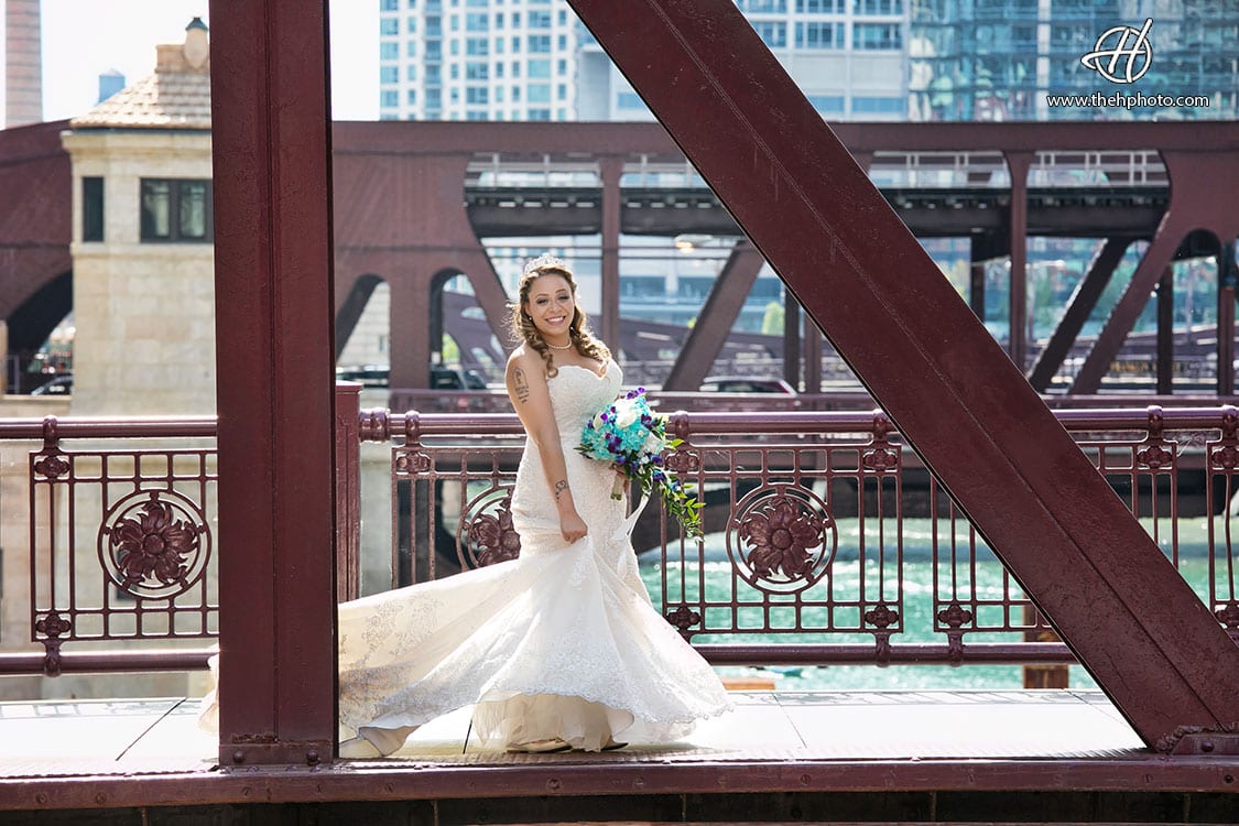bride-session-Chicago-bridges
