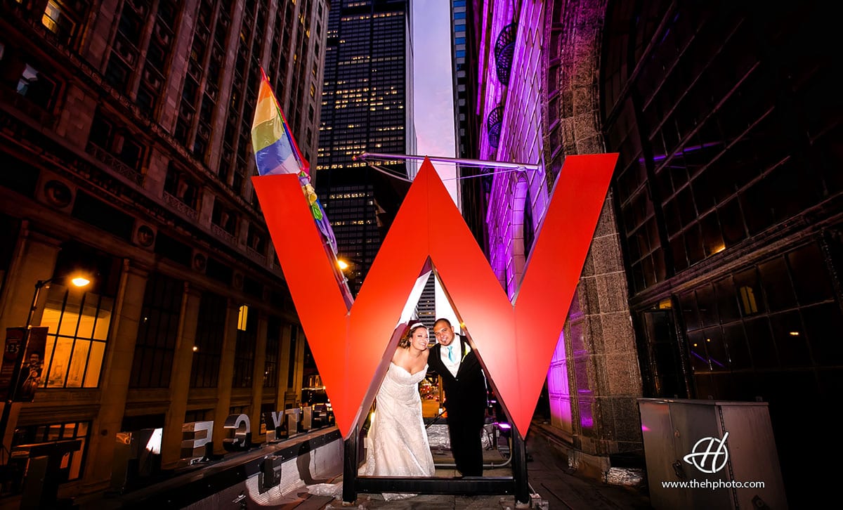 W-sign-wedding-photo