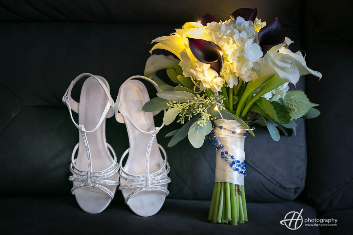 Bride bouquet and shoes.