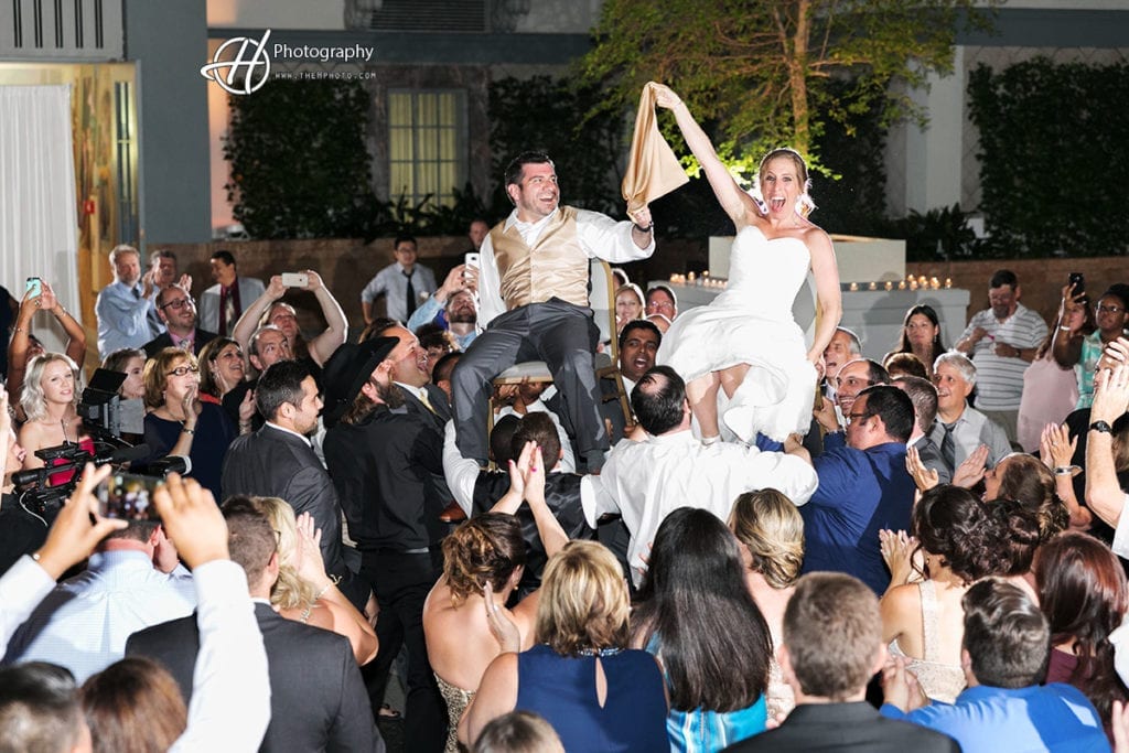 Top 10 Most Popular Jewish Wedding Ceremony Traditions