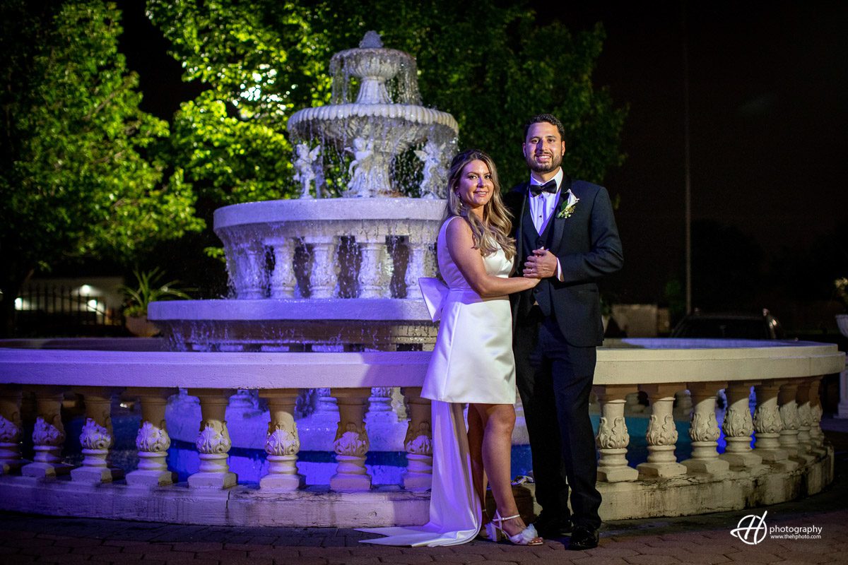 Fountain Blue Wedding ceremony Images in Des Plaines